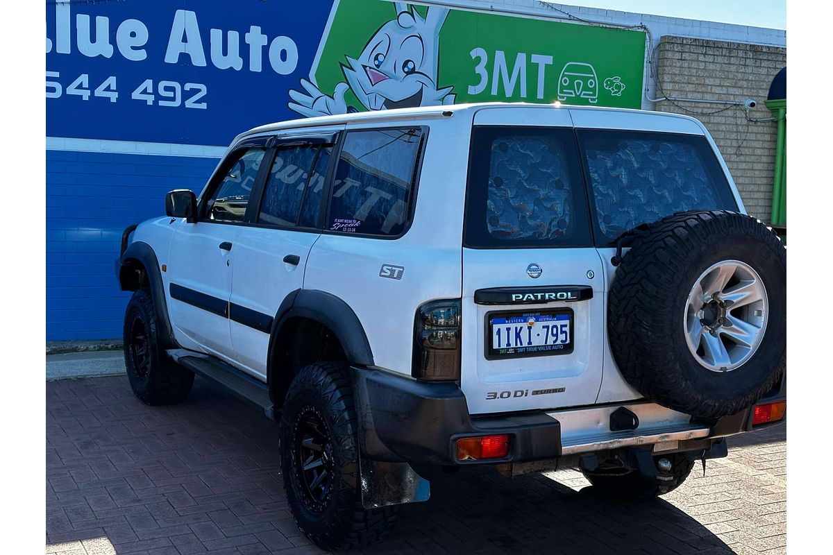 2003 Nissan Patrol ST GU III
