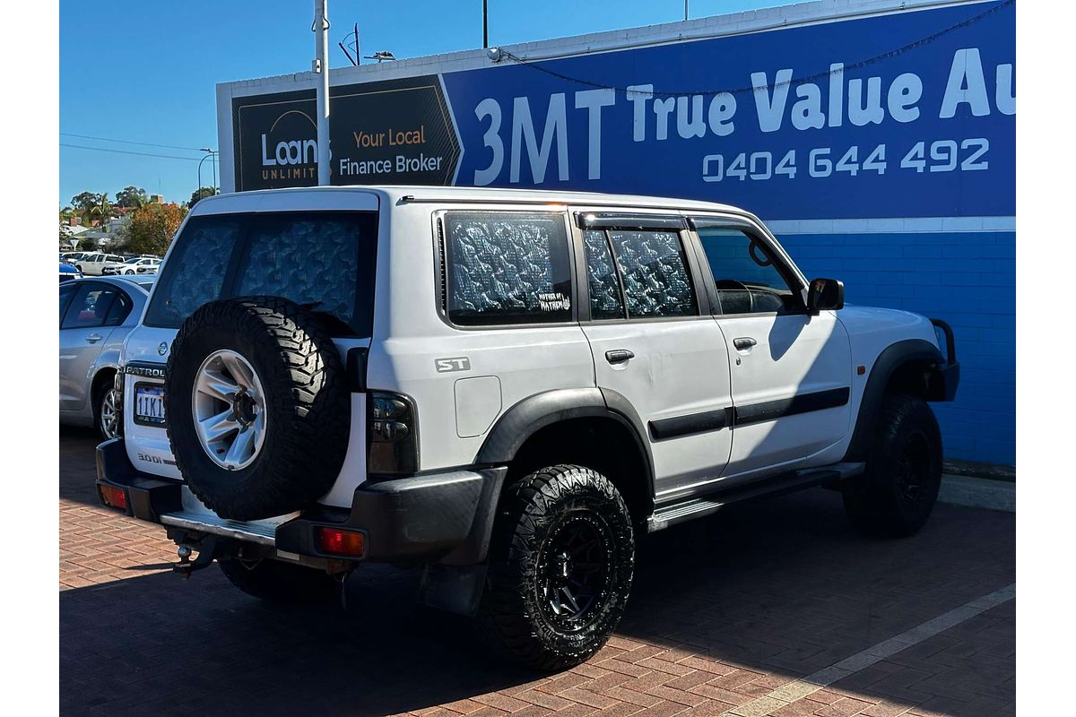 2003 Nissan Patrol ST GU III