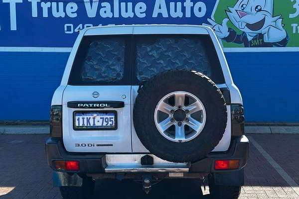 2003 Nissan Patrol ST GU III