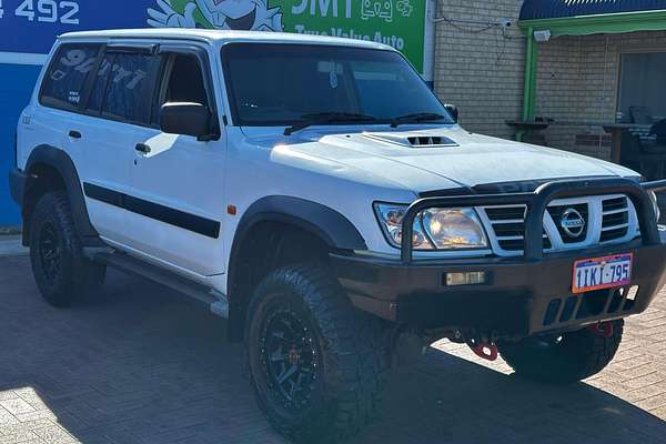 2003 Nissan Patrol ST GU III
