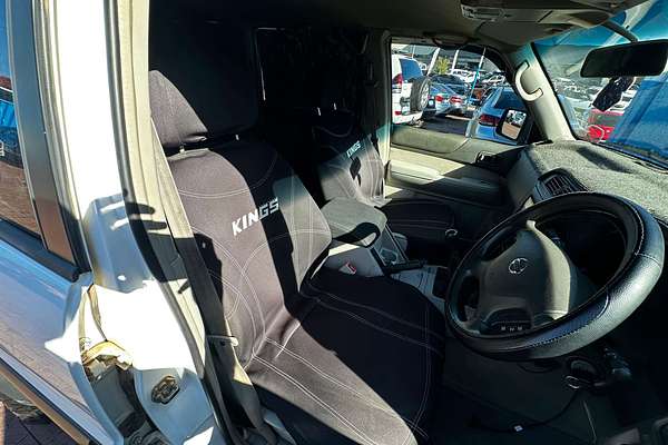 2003 Nissan Patrol ST GU III