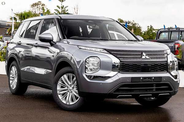 2023 Mitsubishi Outlander ES ZM