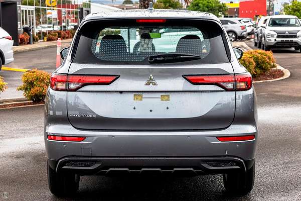 2023 Mitsubishi Outlander ES ZM