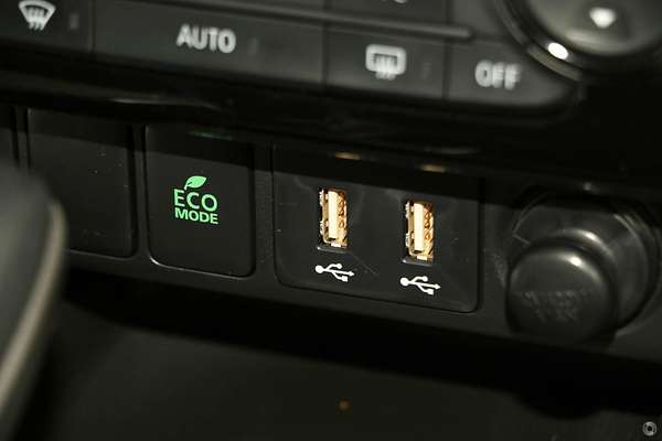 2023 Mitsubishi Eclipse Cross LS YB