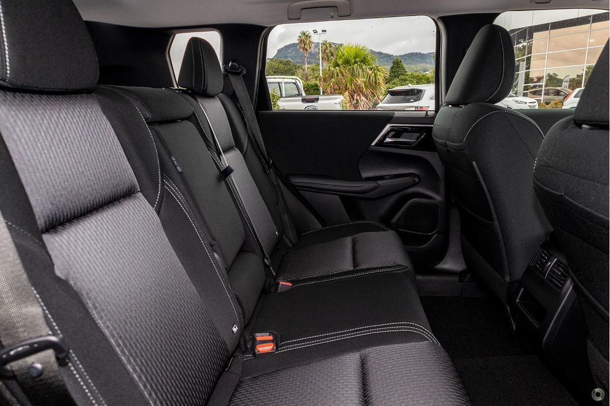 2023 Mitsubishi Outlander ES ZM