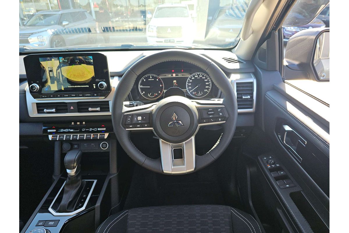 2024 Mitsubishi Triton GLS MV 4X4