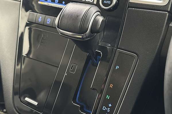 2023 Toyota Granvia VX GDH303R