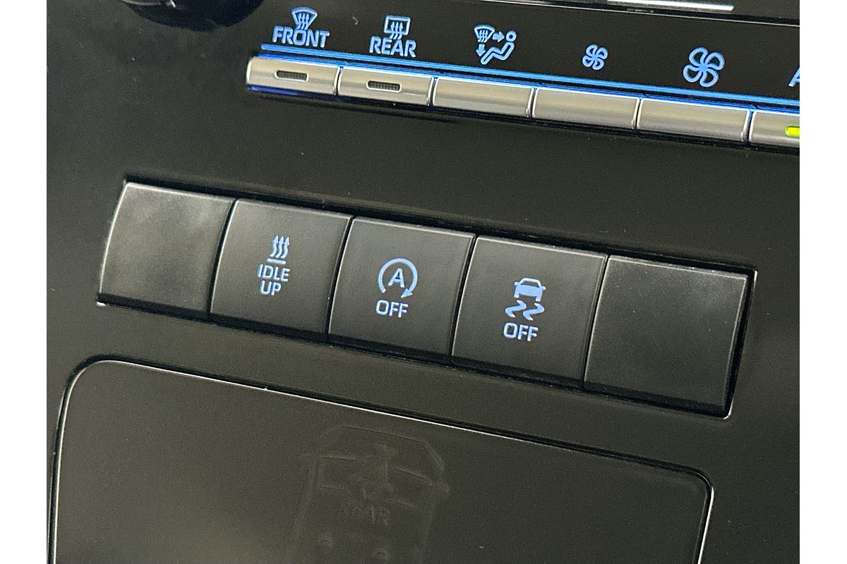 2023 Toyota Granvia VX GDH303R