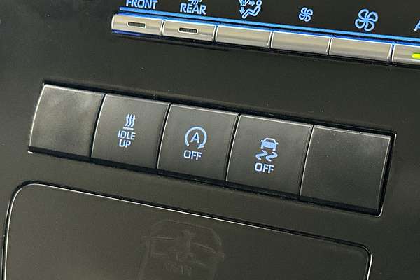2023 Toyota Granvia VX GDH303R