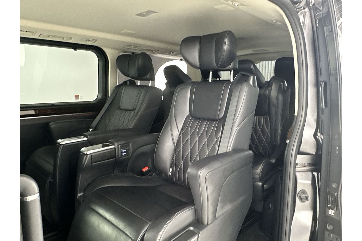 2023 Toyota Granvia VX GDH303R