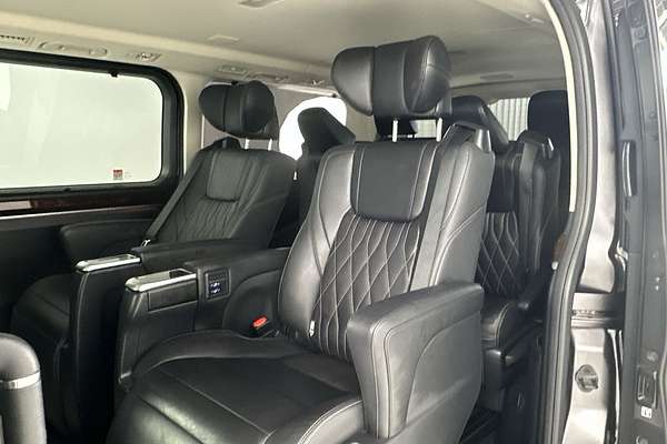 2023 Toyota Granvia VX GDH303R
