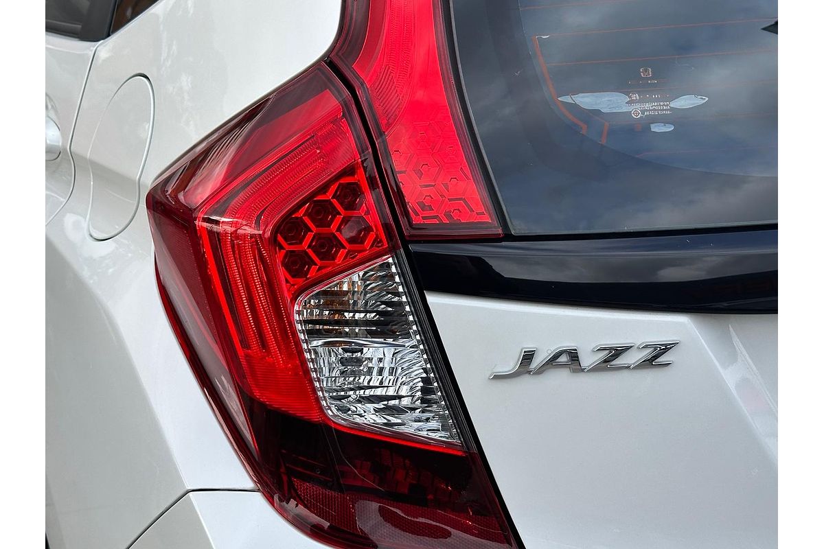 2015 Honda Jazz VTi GF