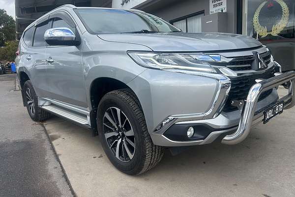 2017 Mitsubishi Pajero Sport GLX QE