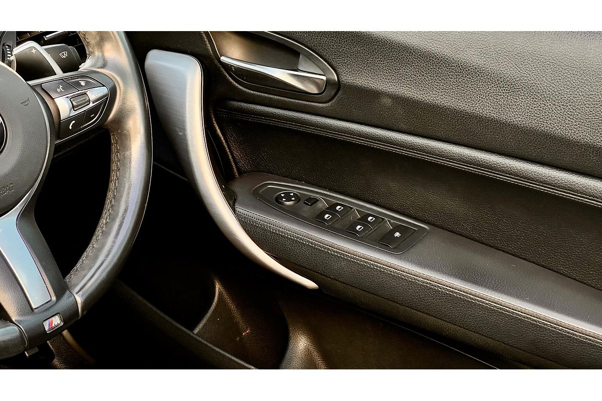 2016 BMW 2 Series 220i Sport Line F23