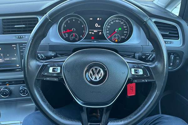 2017 Volkswagen Golf 92TSI Trendline 7