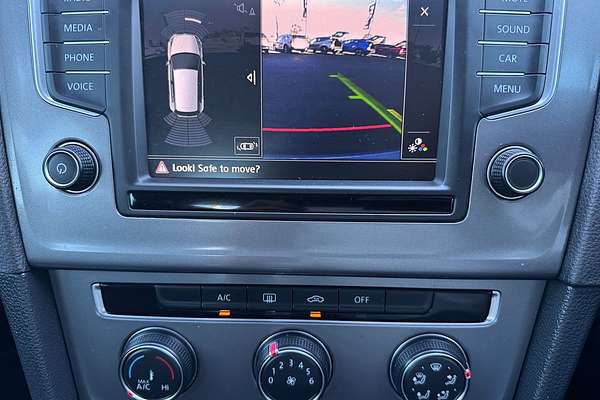 2017 Volkswagen Golf 92TSI Trendline 7