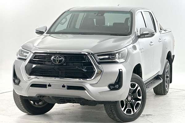 2022 Toyota Hilux SR5 GUN126R 4X4
