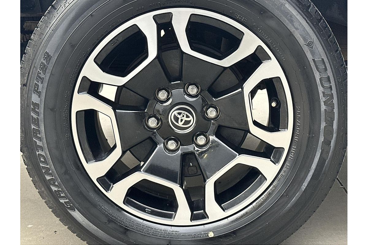 2022 Toyota Hilux SR5 GUN126R 4X4