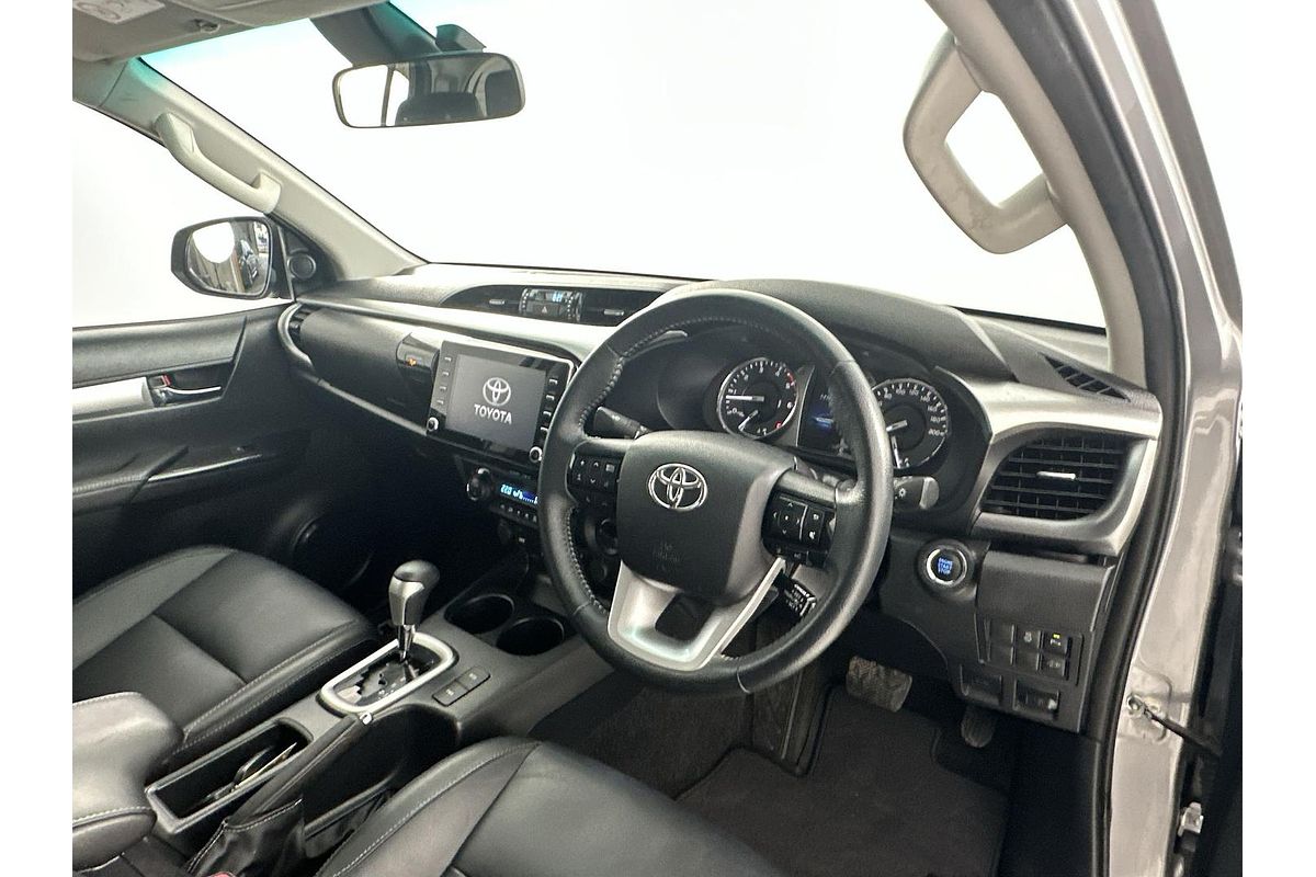 2022 Toyota Hilux SR5 GUN126R 4X4
