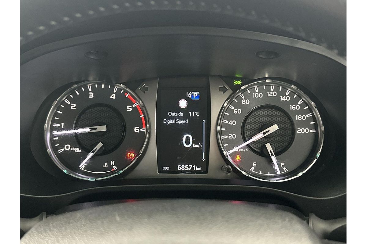 2022 Toyota Hilux SR5 GUN126R 4X4
