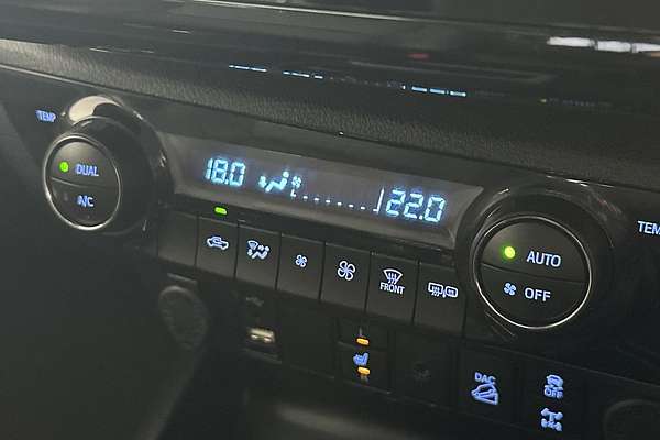 2022 Toyota Hilux SR5 GUN126R 4X4