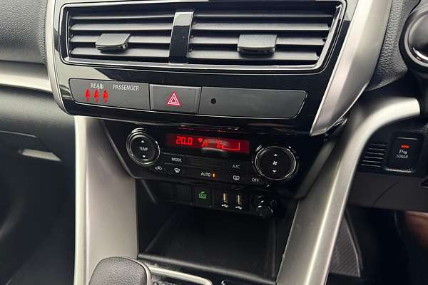 2023 Mitsubishi Eclipse Cross LS YB
