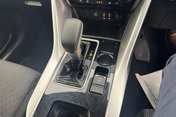 2023 Mitsubishi Eclipse Cross LS YB