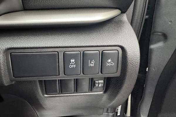 2023 Mitsubishi Eclipse Cross LS YB
