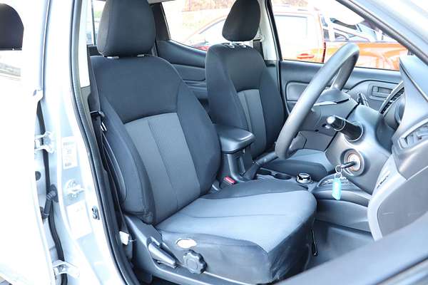 2015 Mitsubishi Triton GLX MQ 4X4
