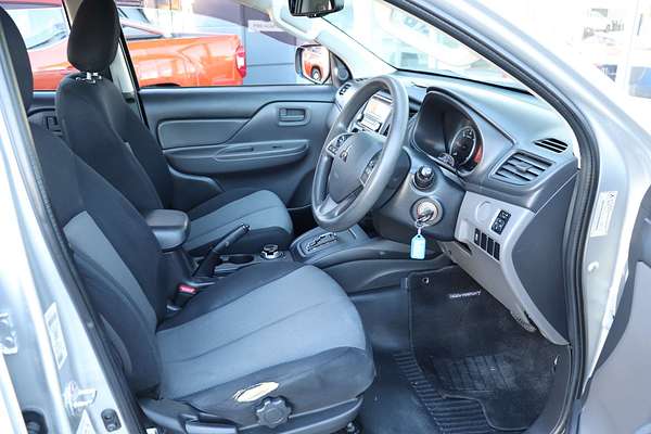 2015 Mitsubishi Triton GLX MQ 4X4