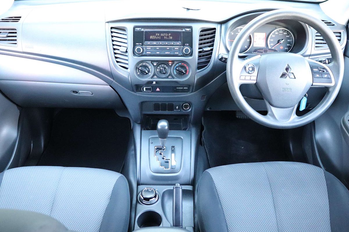 2015 Mitsubishi Triton GLX MQ 4X4