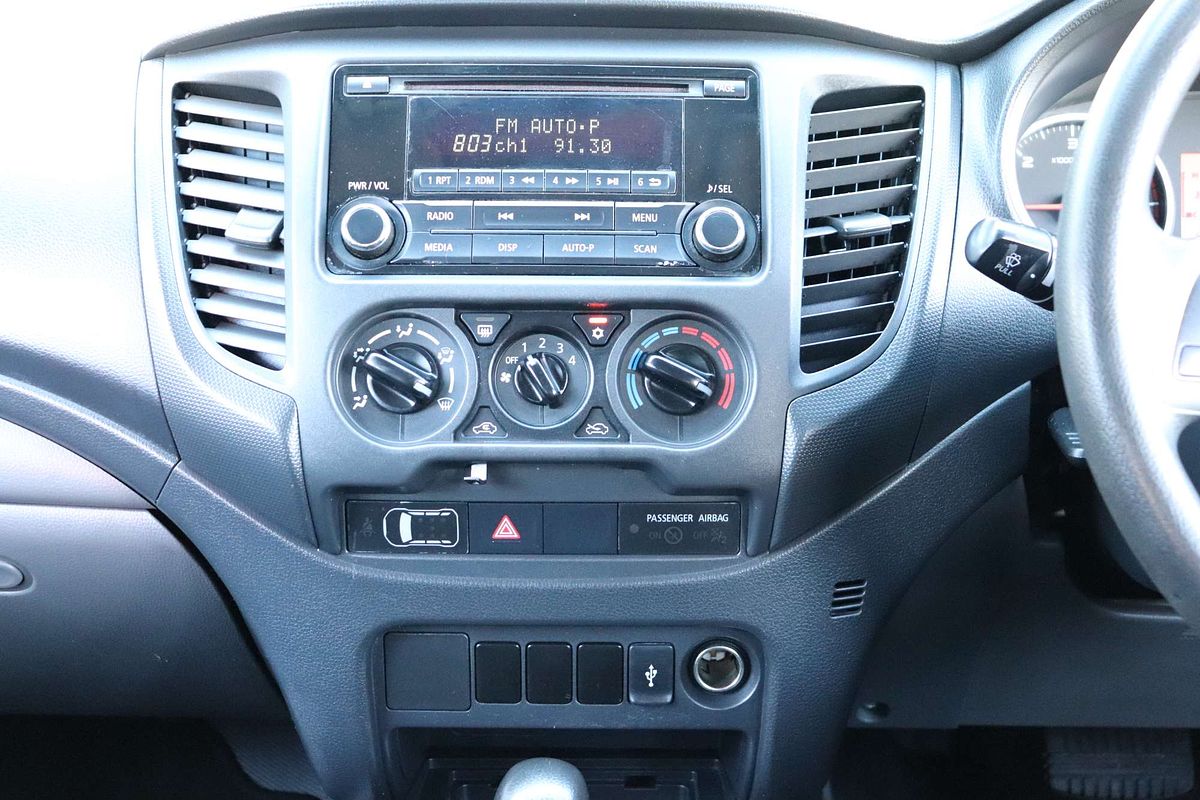 2015 Mitsubishi Triton GLX MQ 4X4