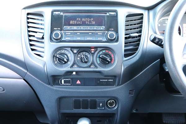 2015 Mitsubishi Triton GLX MQ 4X4