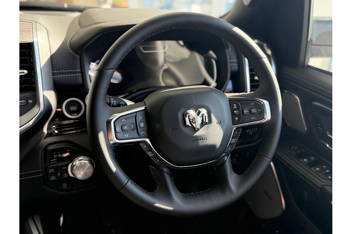 2025 RAM 1500 Laramie Sport Hurricane SO RamBox DT 4X4 SWB