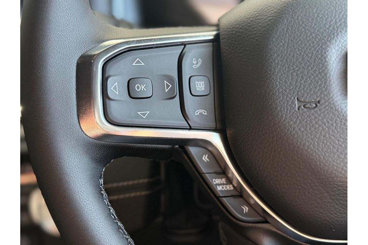 2025 RAM 1500 Laramie Sport Hurricane SO RamBox DT 4X4 SWB
