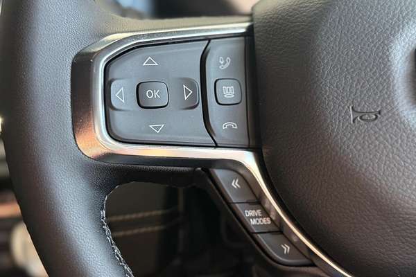 2025 RAM 1500 Laramie Sport Hurricane SO RamBox DT 4X4 SWB