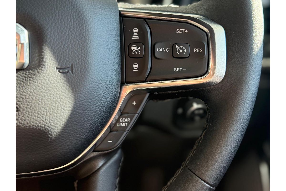 2025 RAM 1500 Laramie Sport Hurricane SO RamBox DT 4X4 SWB