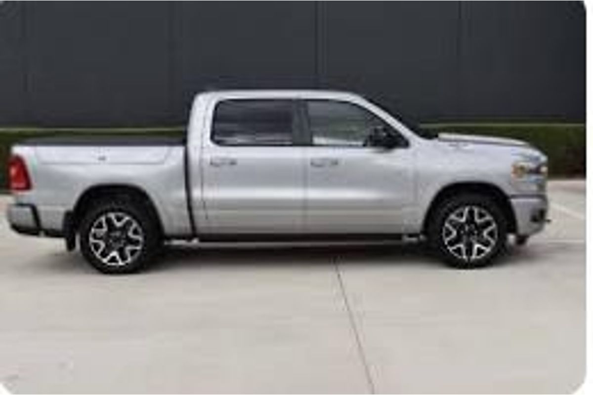 2025 RAM 1500 Laramie Sport Hurricane SO RamBox DT 4X4 SWB