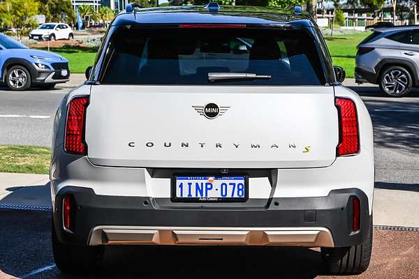 2024 MINI Countryman SE Favoured U25