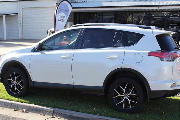 2017 Toyota RAV4 GXL ZSA42R