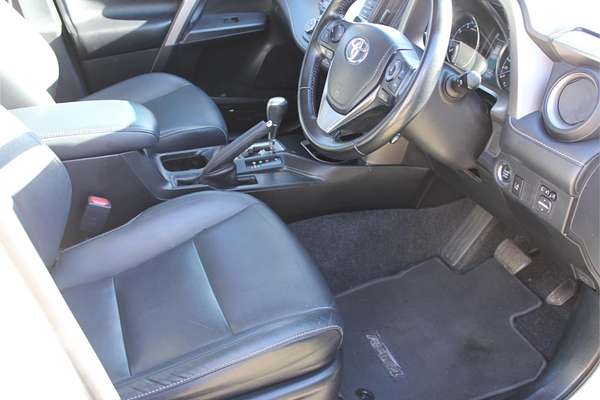 2017 Toyota RAV4 GXL ZSA42R
