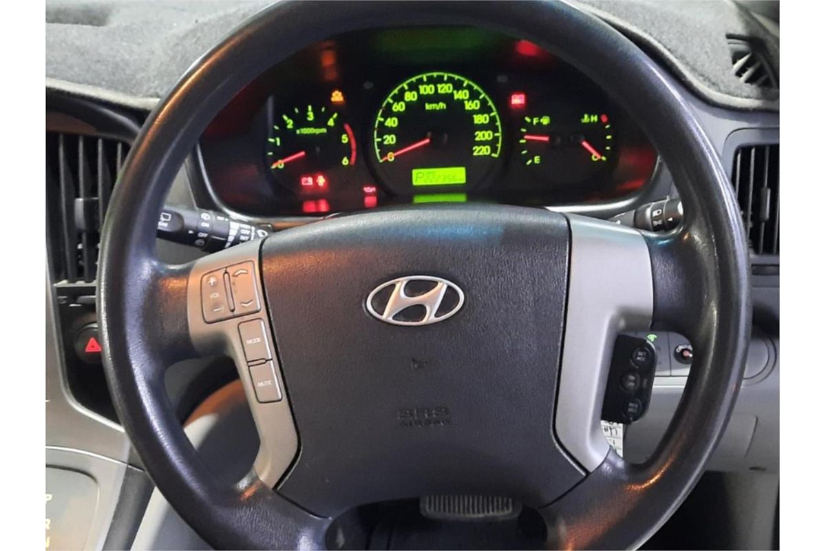 2014 Hyundai iMax TQ-W MY13
