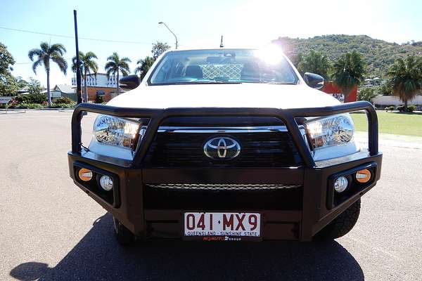 2020 Toyota Hilux SR GUN126R 4X4