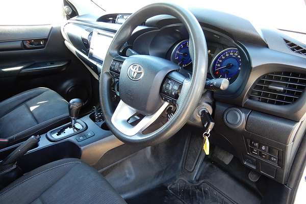 2020 Toyota Hilux SR GUN126R 4X4