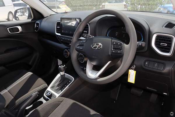 2025 Hyundai Venue QX.V5