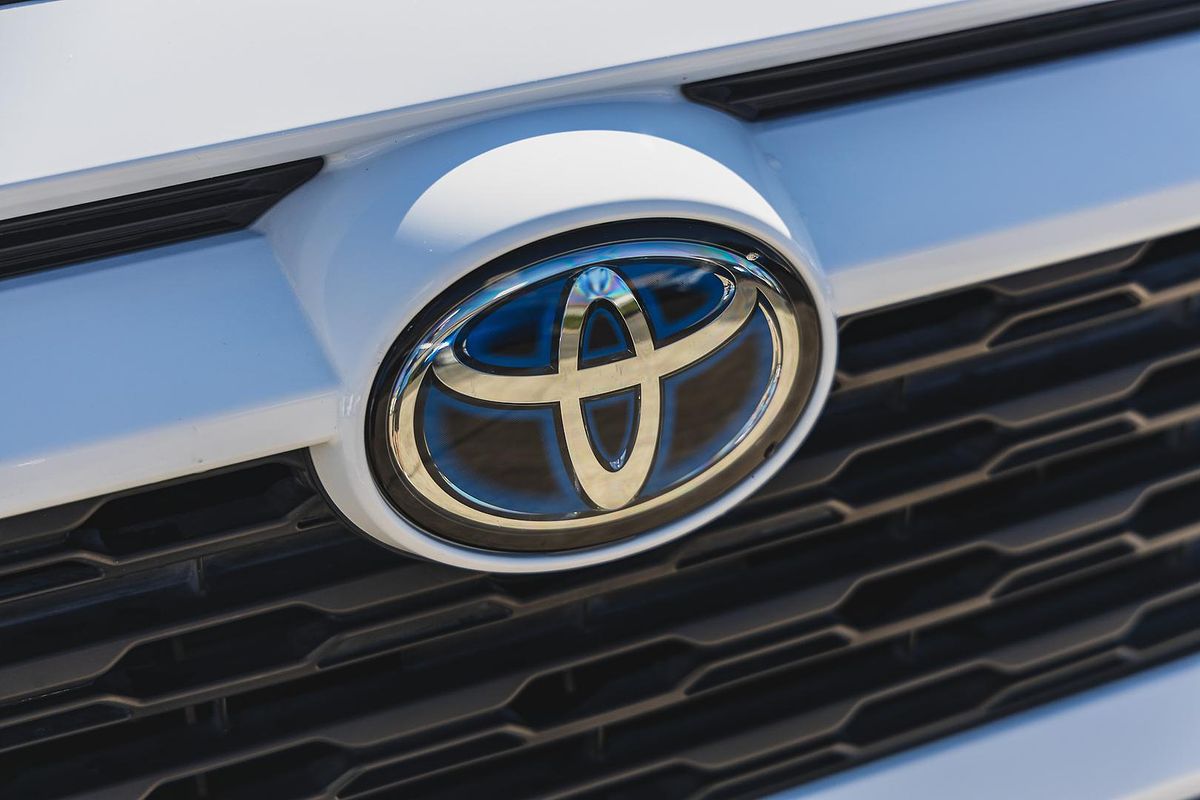 2020 Toyota RAV4 GX AXAH52R