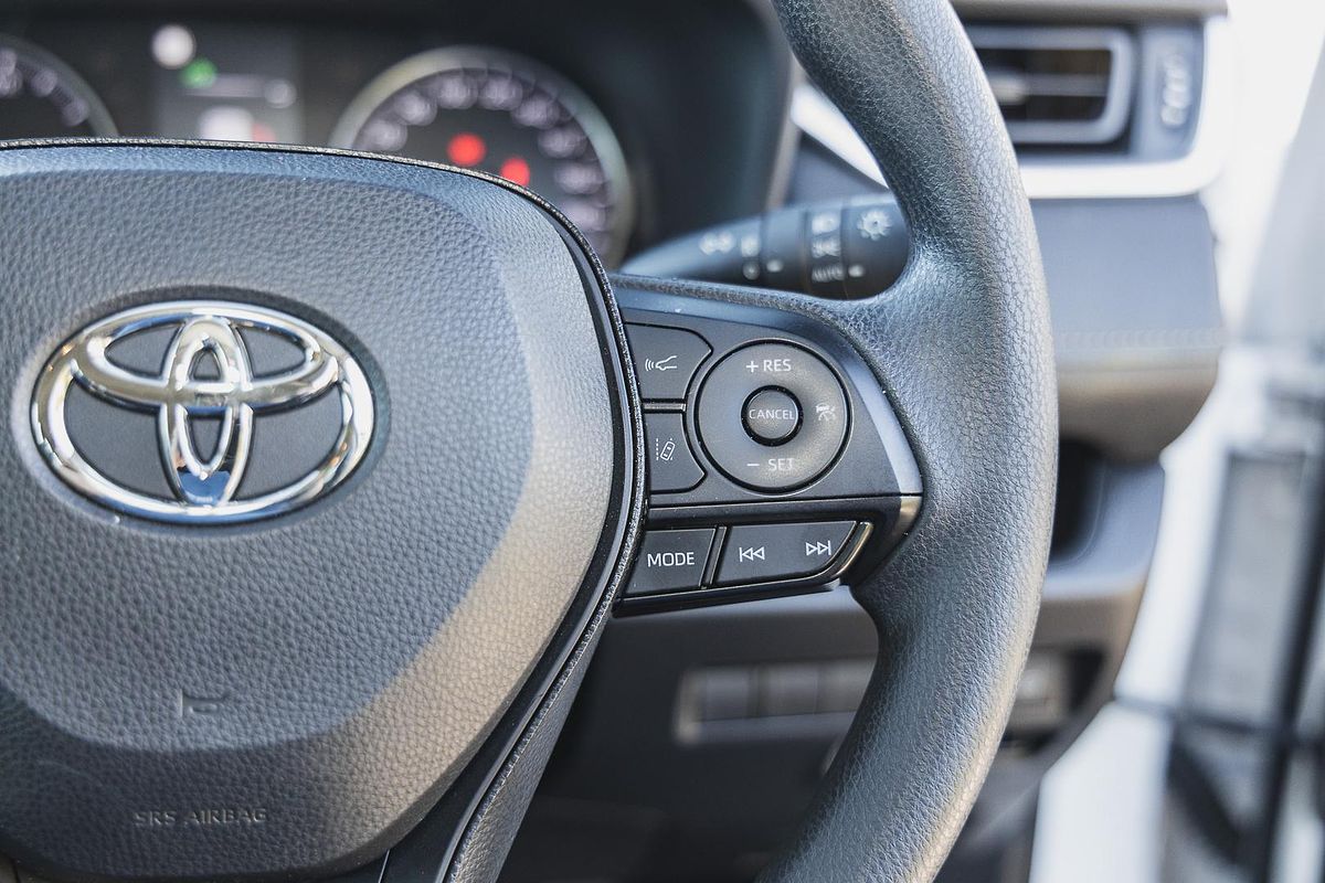 2020 Toyota RAV4 GX AXAH52R