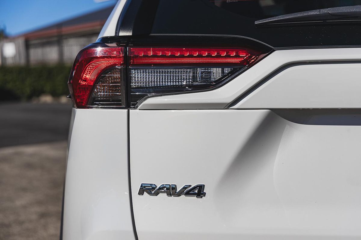 2020 Toyota RAV4 GX AXAH52R