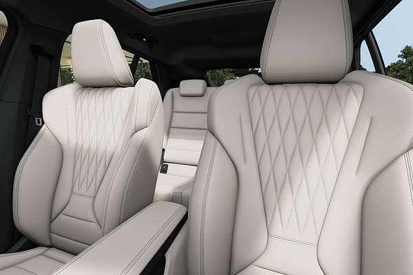 2025 BMW X2 M35i xDrive U10