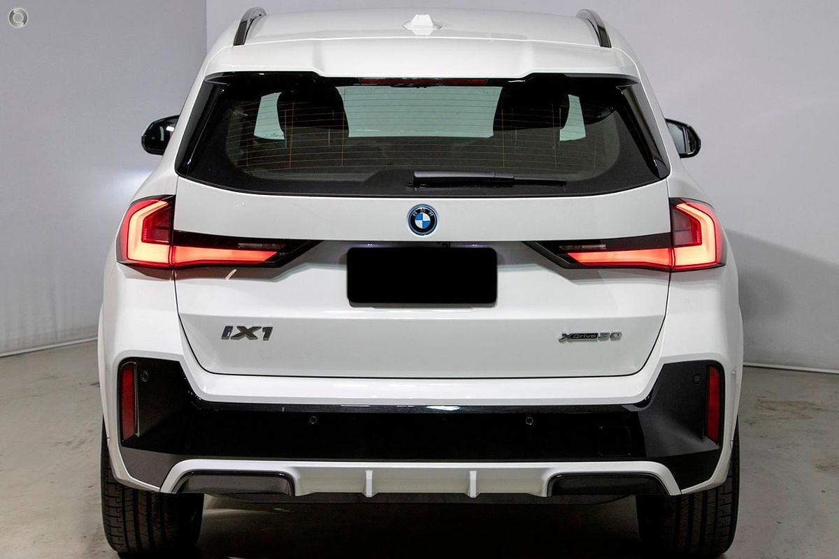 2024 BMW iX1 xDrive30 M Sport U11